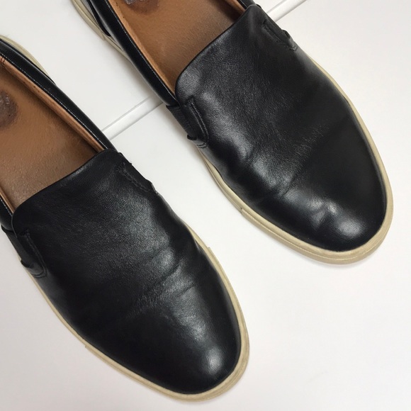 🍄 Frye Ivy Black Slip-On Sneakers - Picture 4 of 14